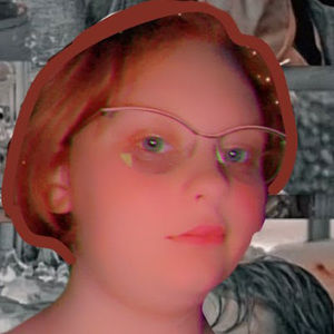 Meet your Posher, Lucy